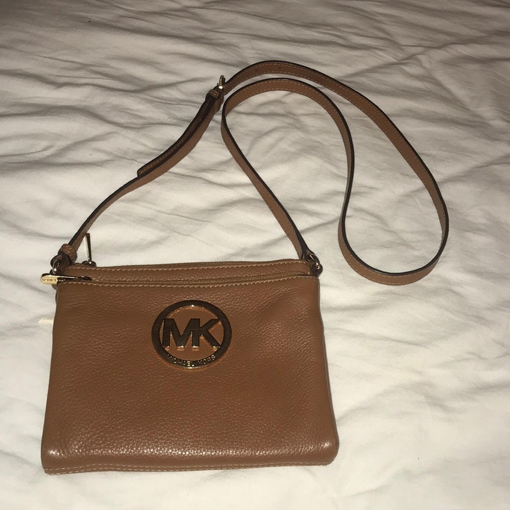 MICHEAL KORS PURSE